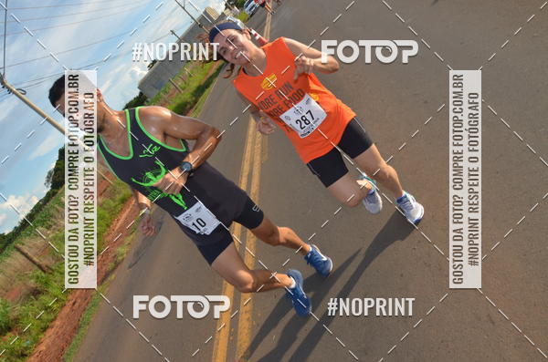 Buy your photos of the event1 Beer Run Expo guas on Fotop