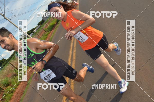 Buy your photos of the event1 Beer Run Expo guas on Fotop