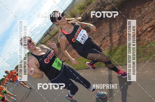 Buy your photos of the event1 Beer Run Expo guas on Fotop