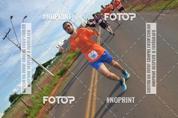 Buy your photos of the event1 Beer Run Expo guas on Fotop