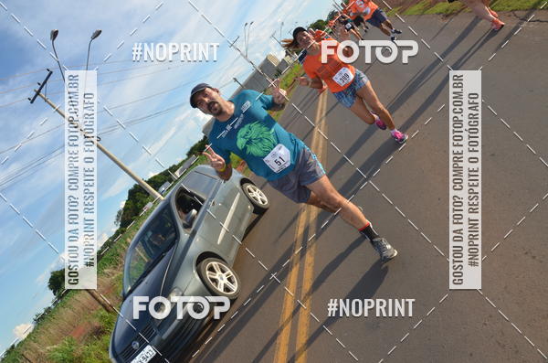 Buy your photos of the event1 Beer Run Expo guas on Fotop