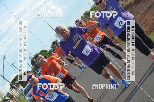 Buy your photos of the event1 Beer Run Expo guas on Fotop