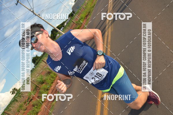 Buy your photos of the event1 Beer Run Expo guas on Fotop
