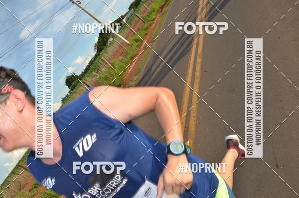 Buy your photos of the event1 Beer Run Expo guas on Fotop