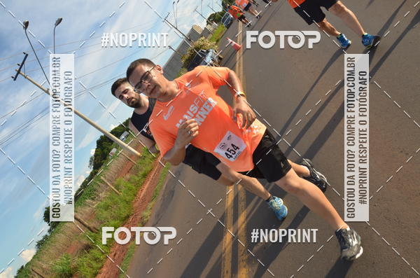 Buy your photos of the event1 Beer Run Expo guas on Fotop