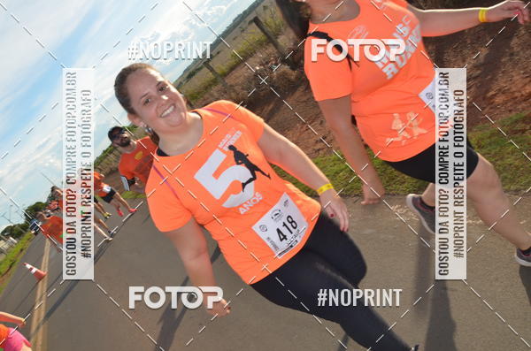 Buy your photos of the event1 Beer Run Expo guas on Fotop
