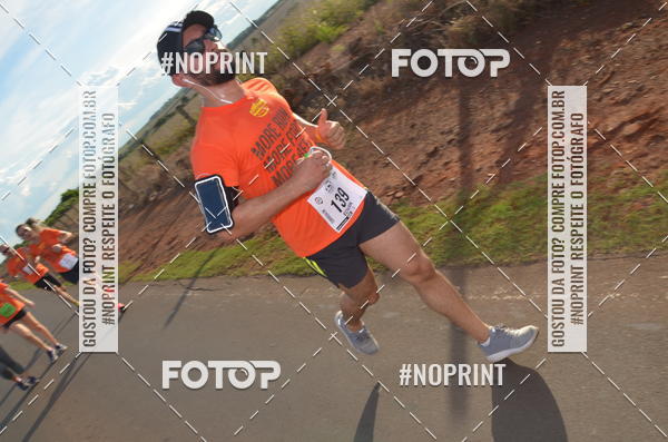 Buy your photos of the event1 Beer Run Expo guas on Fotop