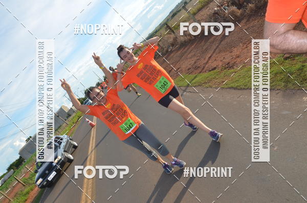 Buy your photos of the event1 Beer Run Expo guas on Fotop
