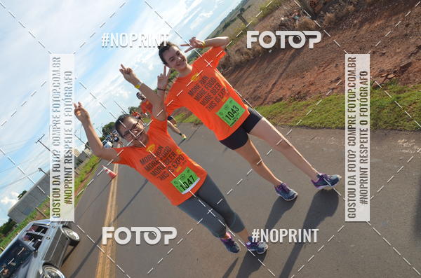 Buy your photos of the event1 Beer Run Expo guas on Fotop