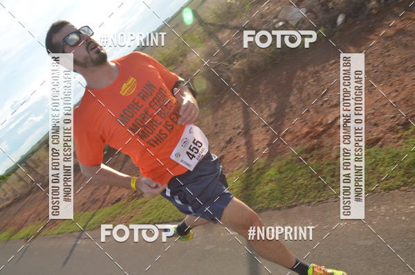 Buy your photos of the event1 Beer Run Expo guas on Fotop