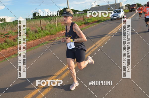 Buy your photos of the event1 Beer Run Expo guas on Fotop