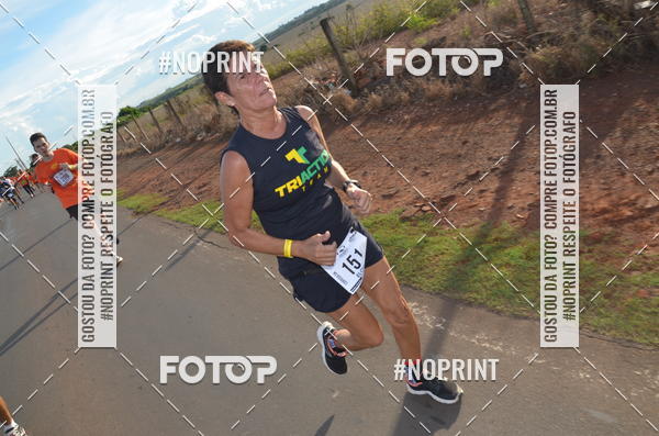 Buy your photos of the event1 Beer Run Expo guas on Fotop