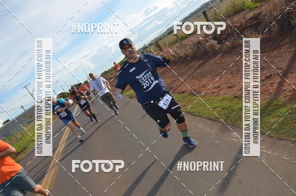 Buy your photos of the event1 Beer Run Expo guas on Fotop