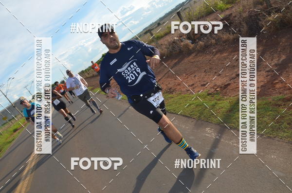 Buy your photos of the event1 Beer Run Expo guas on Fotop
