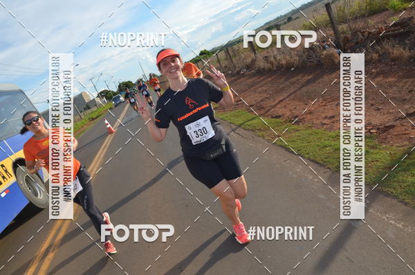 Buy your photos of the event1 Beer Run Expo guas on Fotop