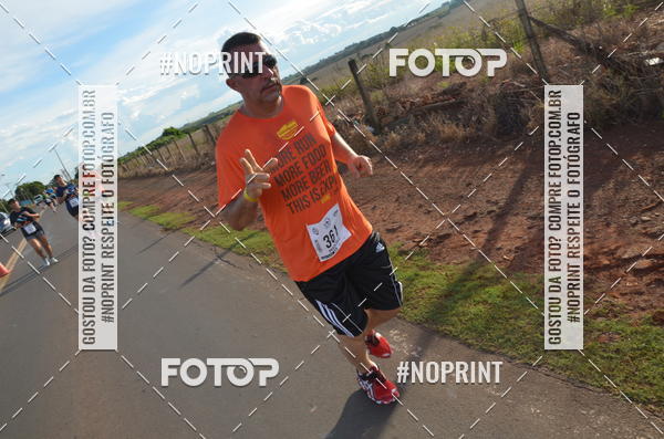 Buy your photos of the event1 Beer Run Expo guas on Fotop