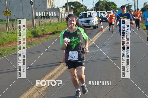 Buy your photos of the event1 Beer Run Expo guas on Fotop