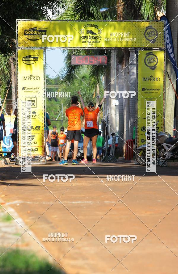 Buy your photos of the event1 Beer Run Expo guas on Fotop