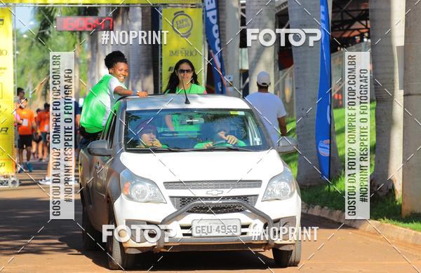 Buy your photos of the event1 Beer Run Expo guas on Fotop