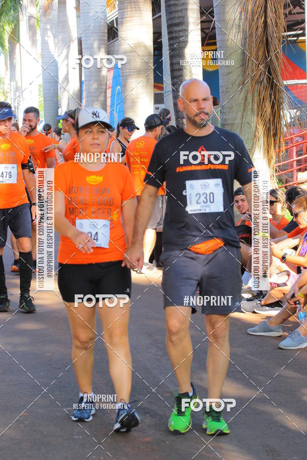 Buy your photos of the event1 Beer Run Expo guas on Fotop