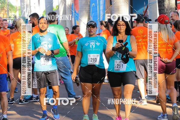 Buy your photos of the event1 Beer Run Expo guas on Fotop