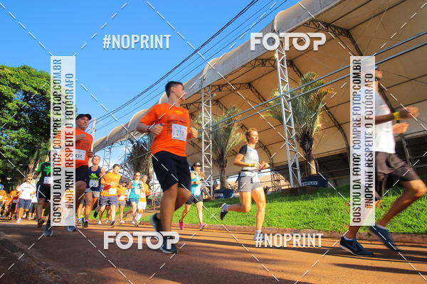 Buy your photos of the event1� Beer Run Expo �guas on Fotop