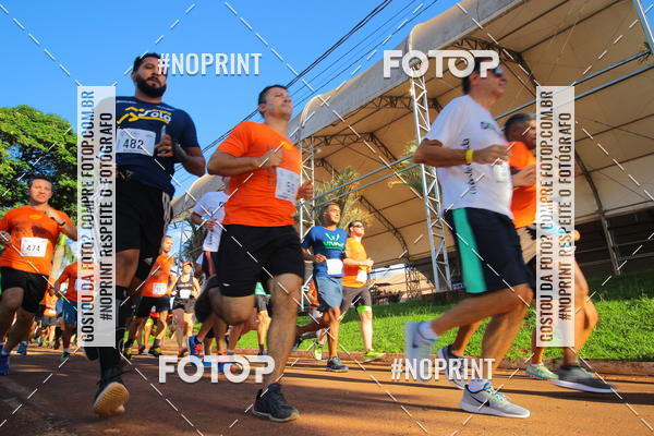Buy your photos of the event1� Beer Run Expo �guas on Fotop