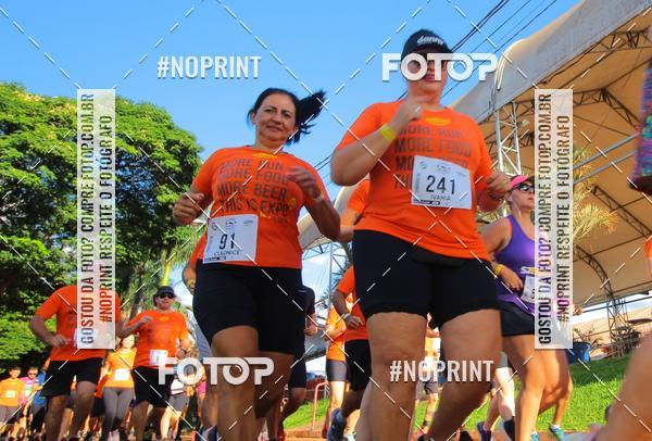 Buy your photos of the event1� Beer Run Expo �guas on Fotop