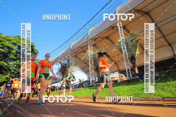 Buy your photos of the event1� Beer Run Expo �guas on Fotop