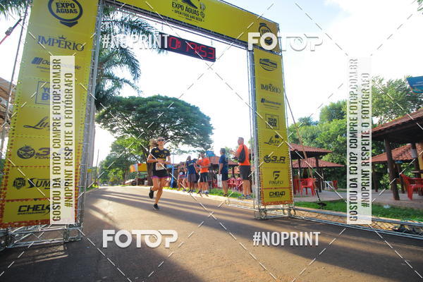 Buy your photos of the event1� Beer Run Expo �guas on Fotop