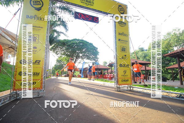 Buy your photos of the event1� Beer Run Expo �guas on Fotop