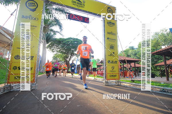 Buy your photos of the event1� Beer Run Expo �guas on Fotop