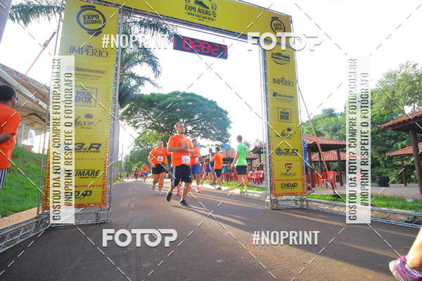 Buy your photos of the event1� Beer Run Expo �guas on Fotop