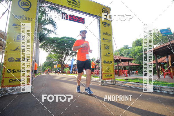 Buy your photos of the event1� Beer Run Expo �guas on Fotop