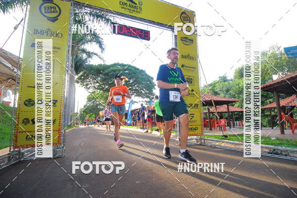 Buy your photos of the event1� Beer Run Expo �guas on Fotop