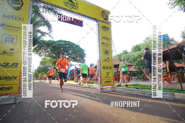 Buy your photos of the event1� Beer Run Expo �guas on Fotop
