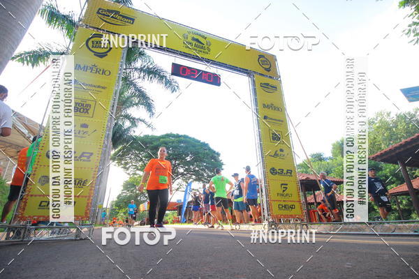 Buy your photos of the event1� Beer Run Expo �guas on Fotop