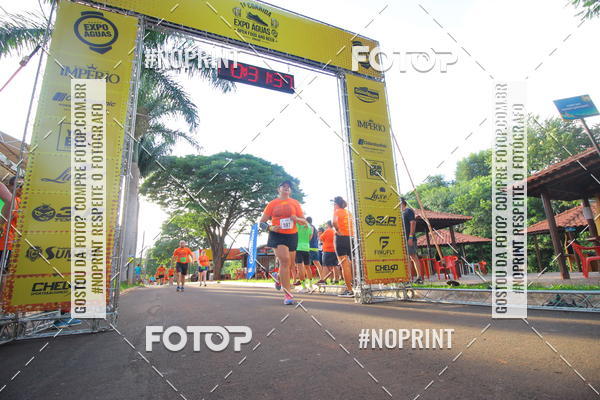 Buy your photos of the event1� Beer Run Expo �guas on Fotop