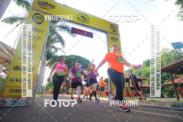 Buy your photos of the event1� Beer Run Expo �guas on Fotop