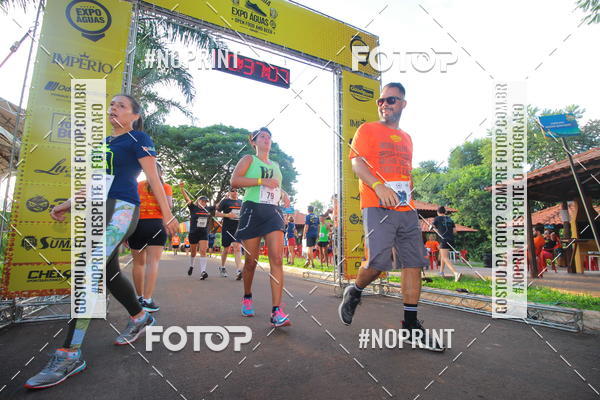 Buy your photos of the event1� Beer Run Expo �guas on Fotop