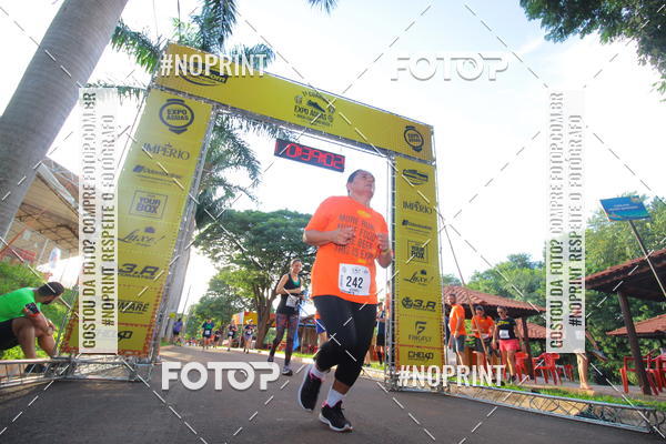 Buy your photos of the event1� Beer Run Expo �guas on Fotop