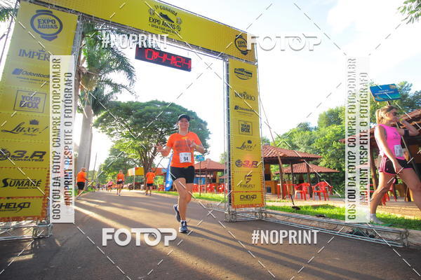 Buy your photos of the event1 Beer Run Expo guas on Fotop
