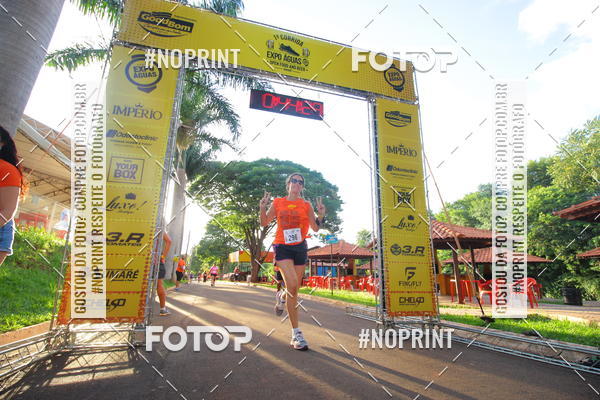 Buy your photos of the event1 Beer Run Expo guas on Fotop