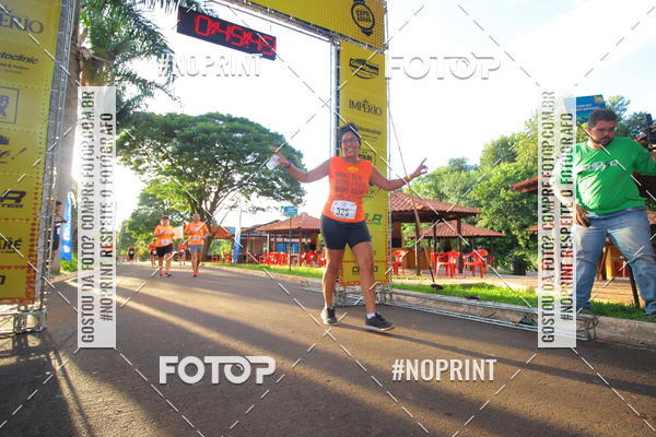 Buy your photos of the event1 Beer Run Expo guas on Fotop