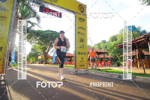 Buy your photos of the event1 Beer Run Expo guas on Fotop