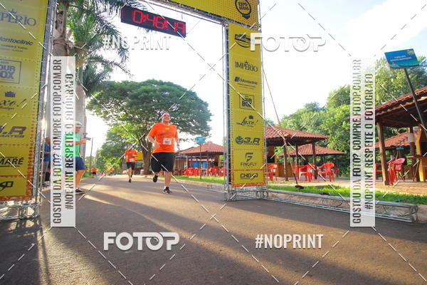 Buy your photos of the event1 Beer Run Expo guas on Fotop