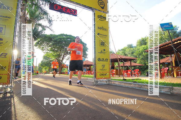 Buy your photos of the event1 Beer Run Expo guas on Fotop