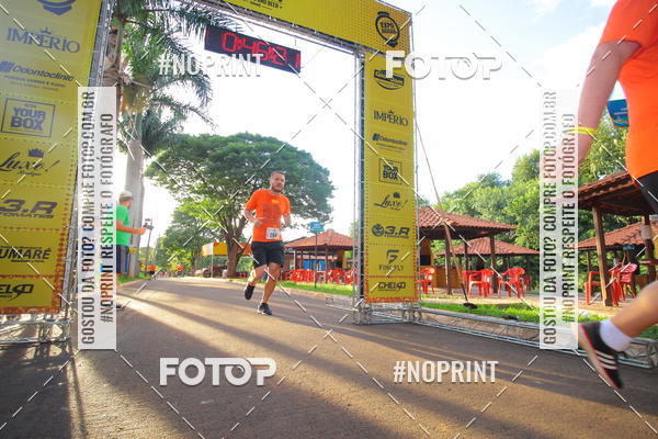 Buy your photos of the event1 Beer Run Expo guas on Fotop