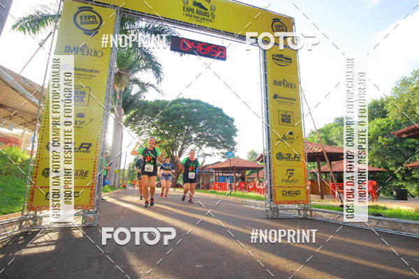 Buy your photos of the event1 Beer Run Expo guas on Fotop