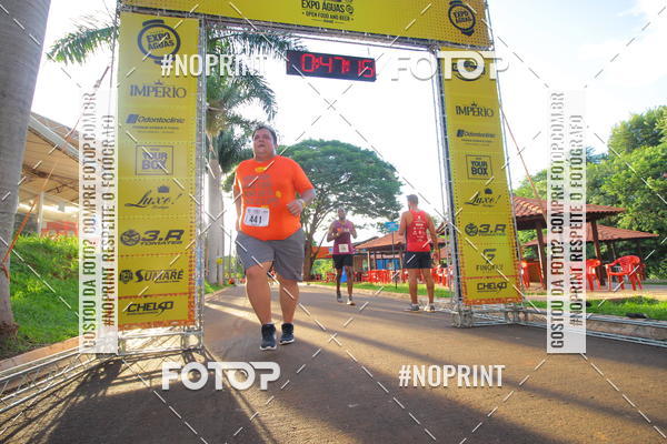 Buy your photos of the event1 Beer Run Expo guas on Fotop